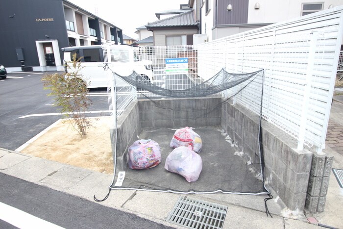 物件外観写真6　(建物設備)