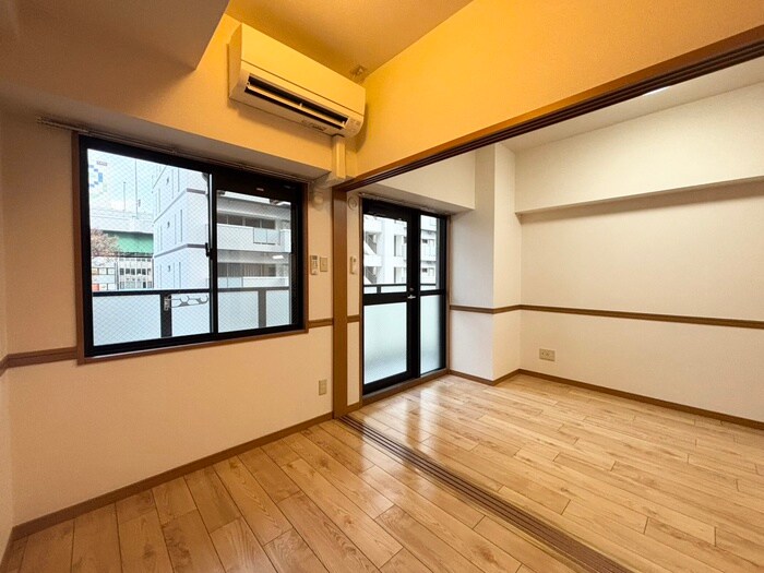 物件内観写真9　(居室)