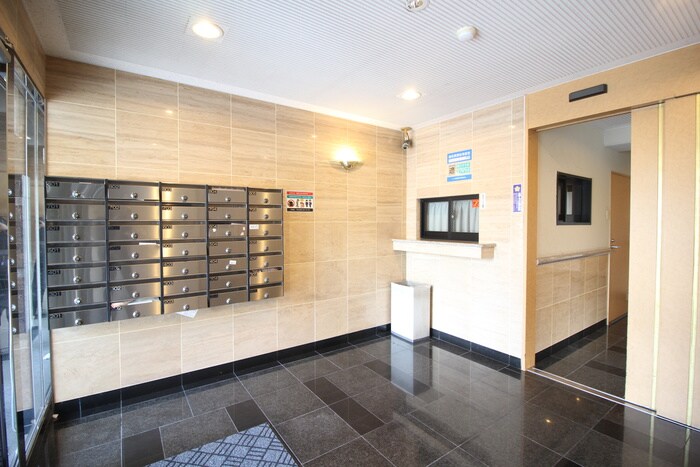 物件外観写真6　(建物設備)