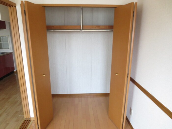 物件内観写真12　(収納)