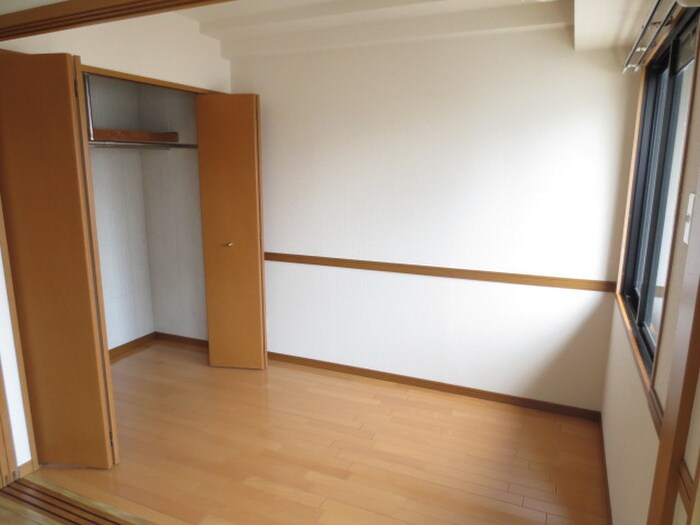 物件内観写真14　(居室)