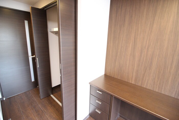 物件内観写真10　(収納)