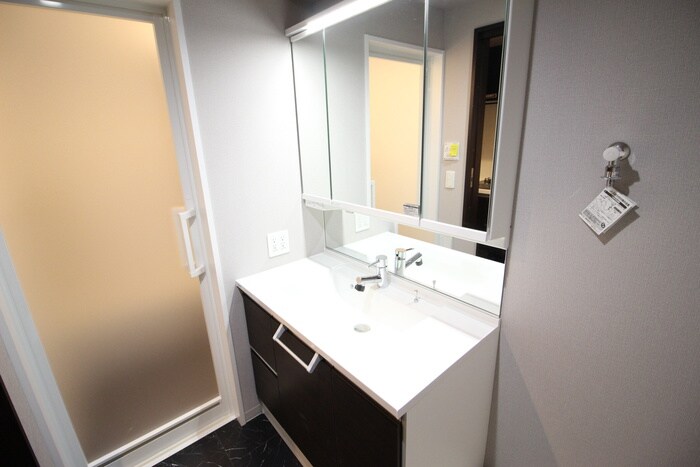 物件内観写真14　(洗面)