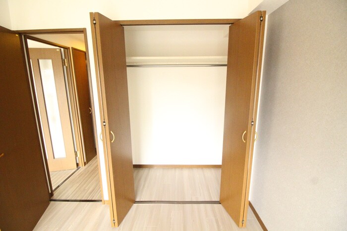 物件内観写真16　(収納)