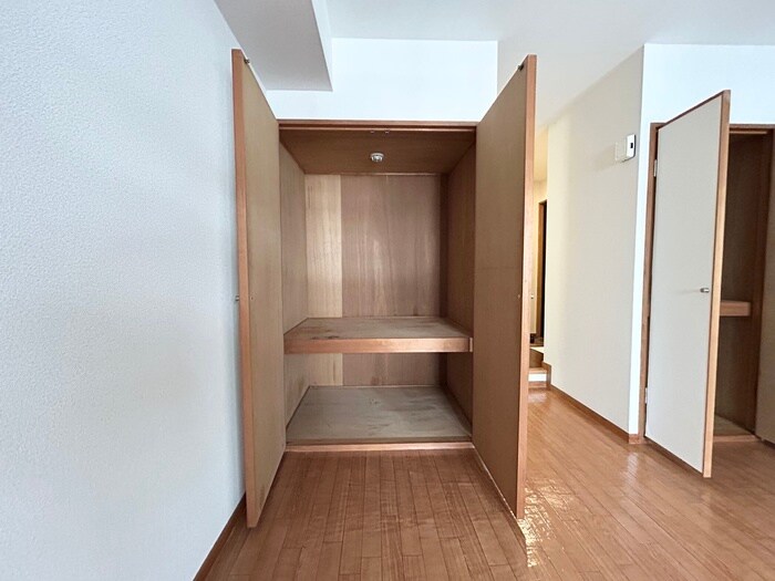 物件内観写真10　(収納)