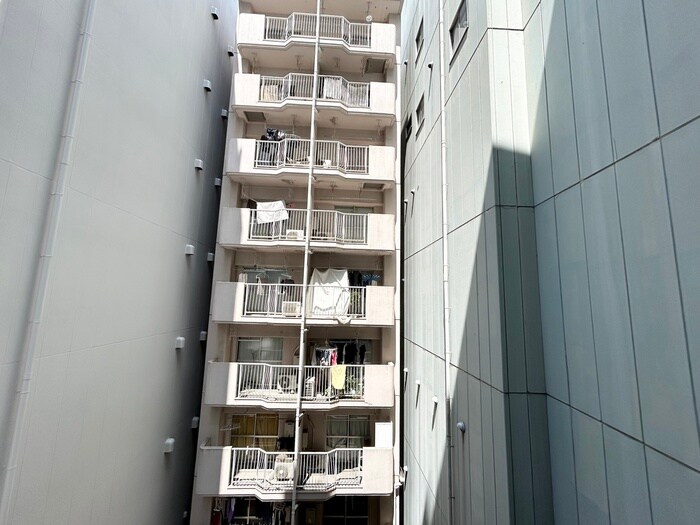 物件内観写真15　(室内からの展望)