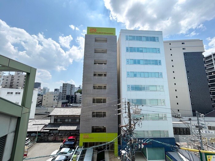 物件内観写真15　(室内からの展望)