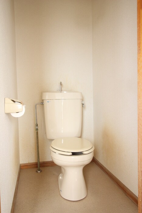 物件内観写真8　(トイレ)