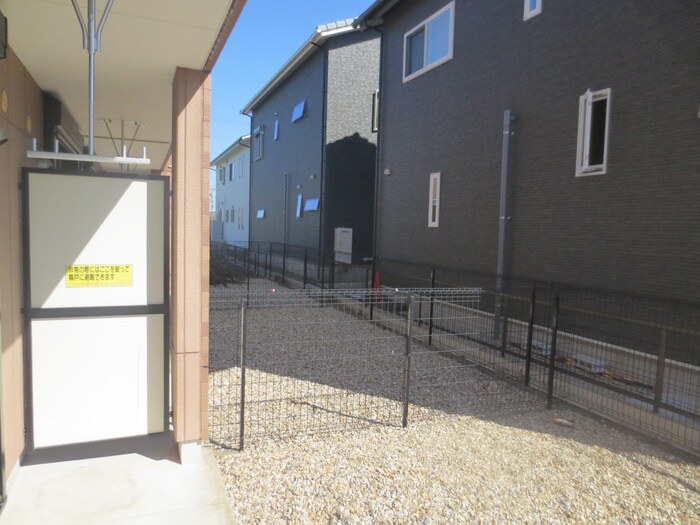 物件内観写真22　(室内からの展望)