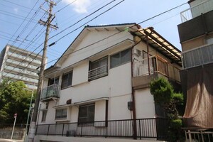 塚本荘外観写真