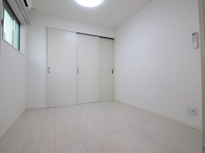 物件内観写真9　(居室)