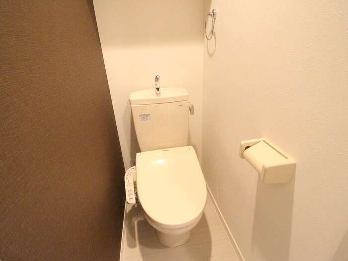 物件内観写真16　(トイレ)