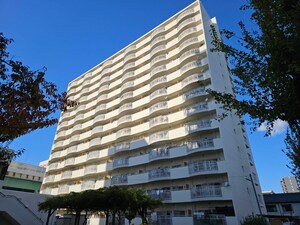 山王住宅N棟（103）外観写真