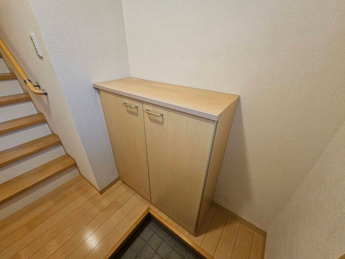物件内観写真8　(靴箱)