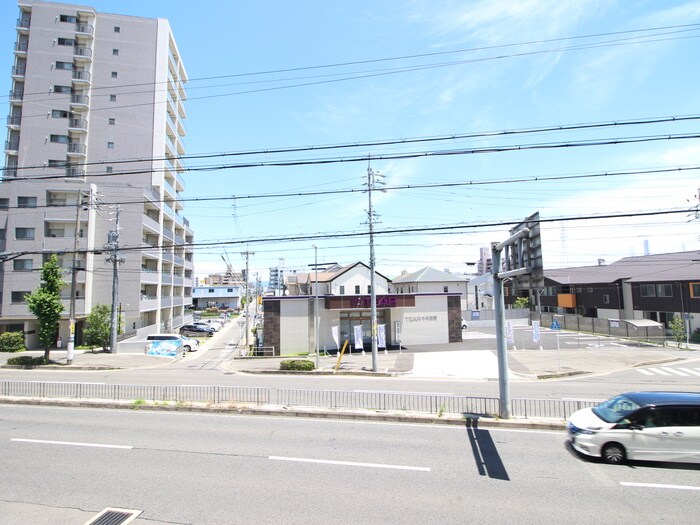 物件内観写真20　(室内からの展望)