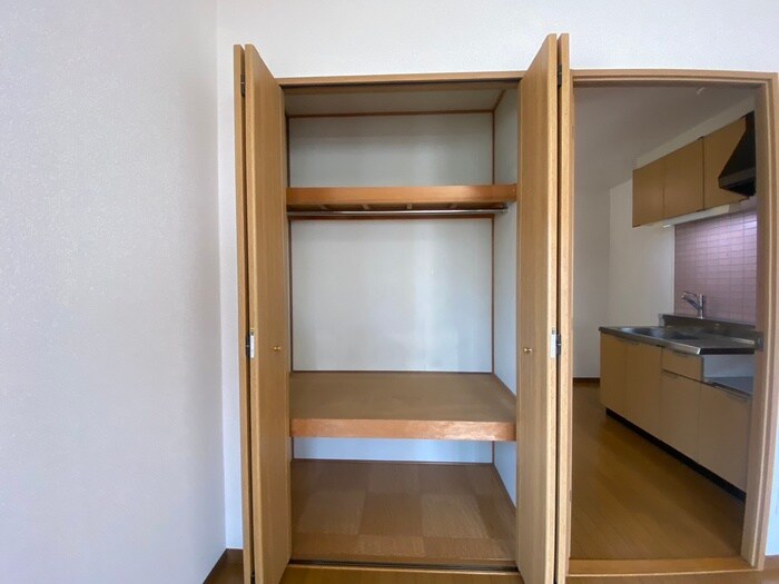 物件内観写真11　(収納)