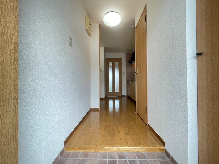 物件内観写真20　(玄関)