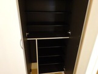 物件内観写真15　(靴箱)