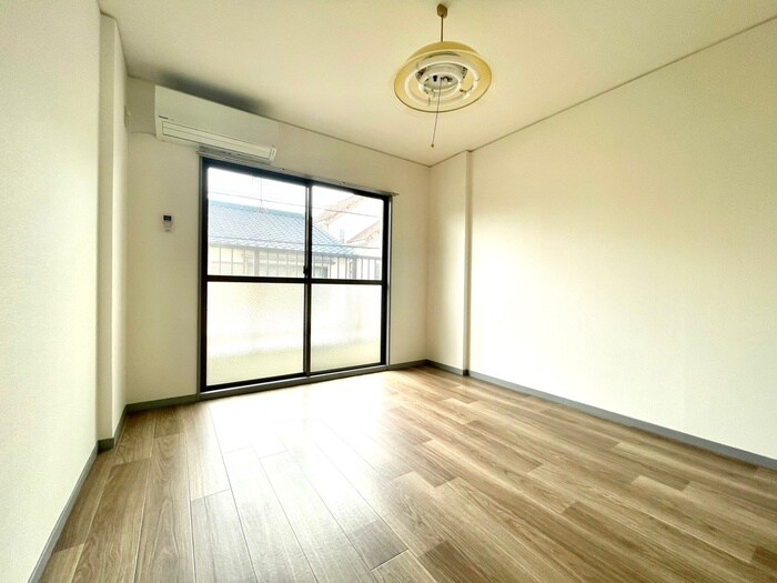 物件内観写真7　(居室)