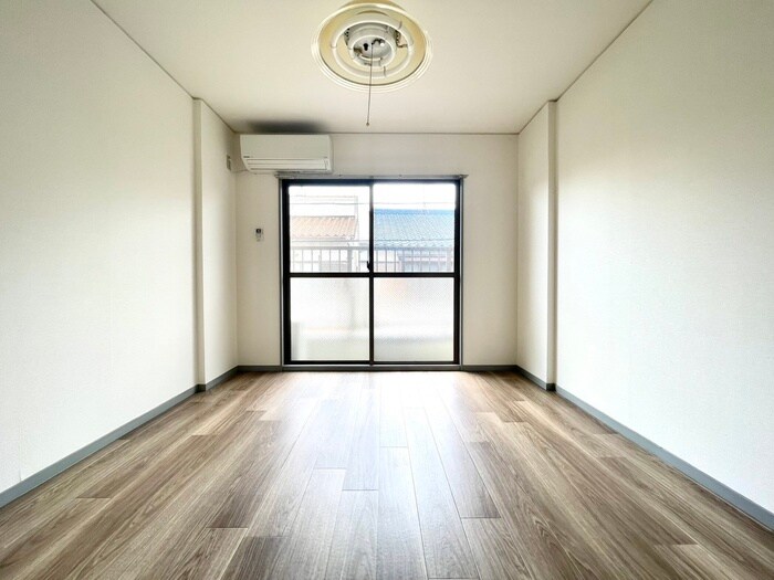 物件内観写真21　(居室)