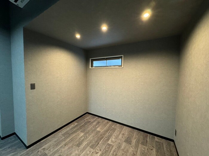 物件内観写真13　(居室)