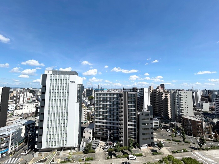 物件内観写真15　(玄関)