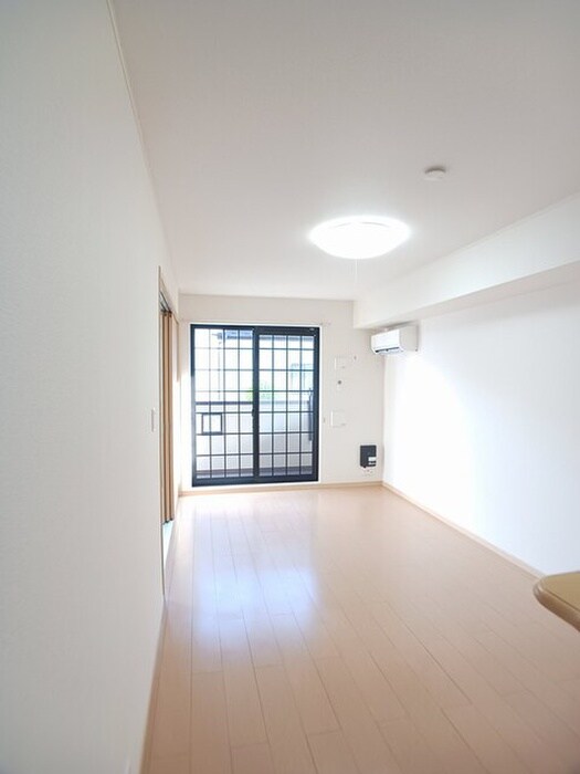 物件内観写真4　(居室)