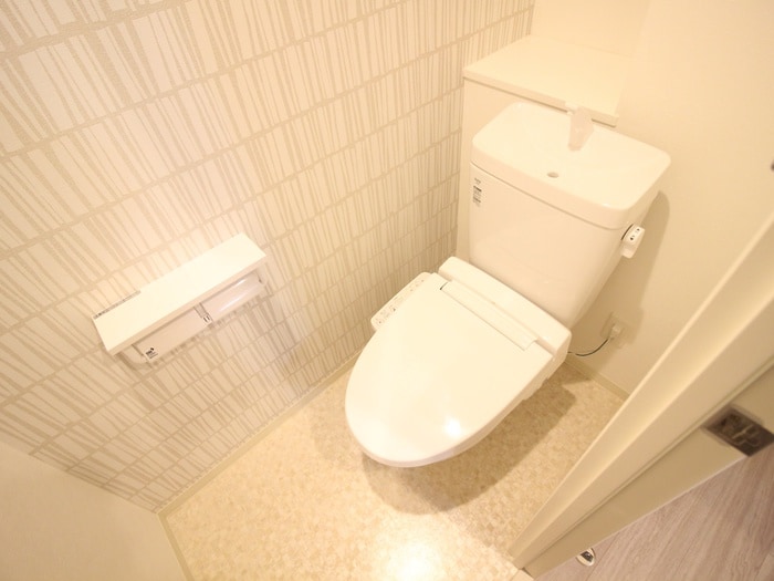 物件内観写真12　(トイレ)