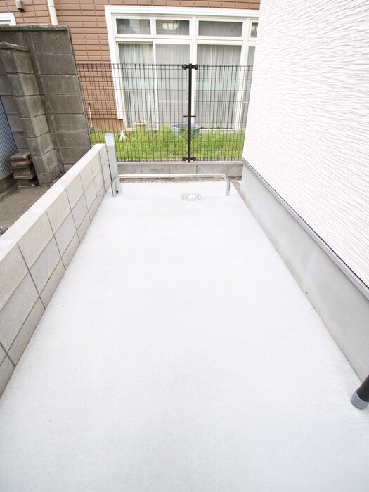 物件外観写真6　(駐輪場)