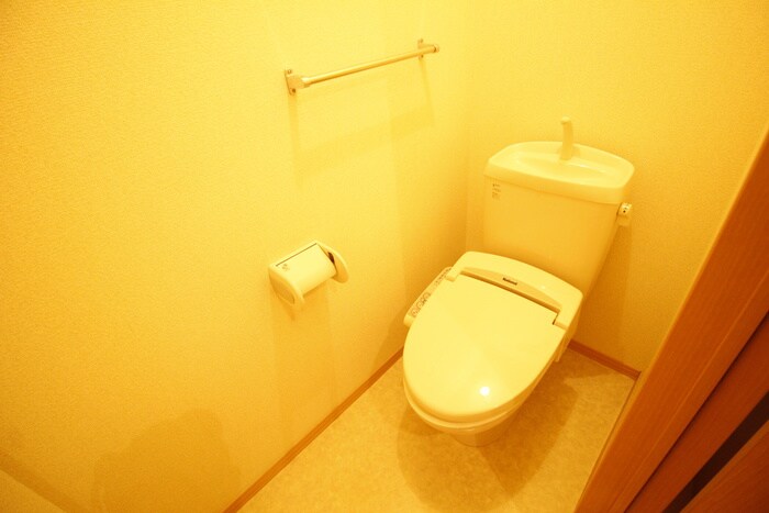 物件内観写真12　(トイレ)