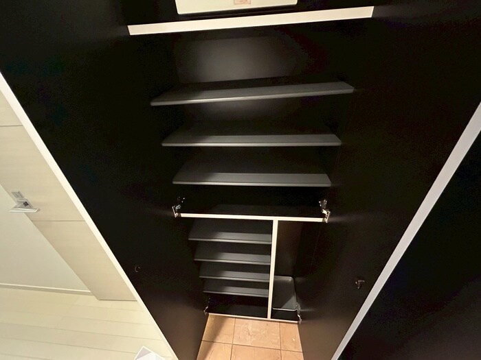 物件内観写真20　(靴箱)