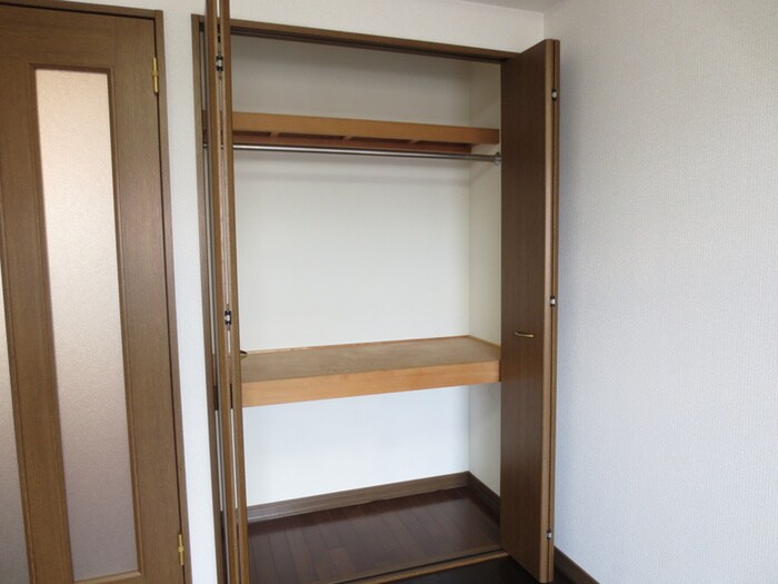 物件内観写真9　(収納)