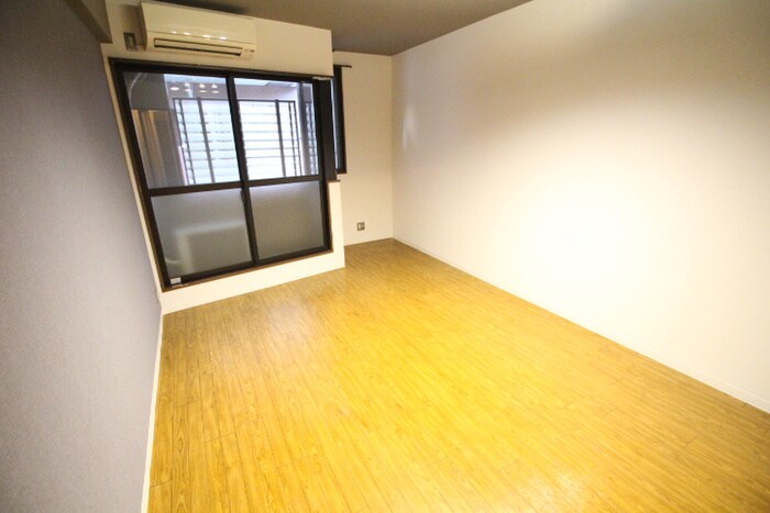 物件内観写真15　(居室)