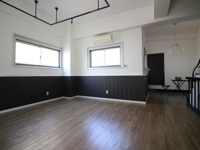 物件内観写真9　(居室)