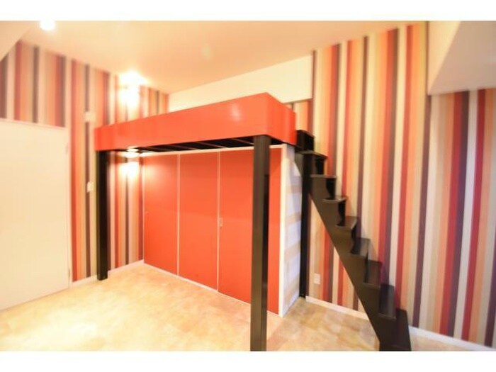 物件内観写真9　(居室)