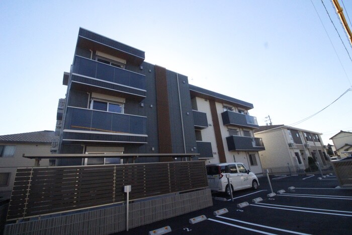 物件外観写真2　(外観写真)