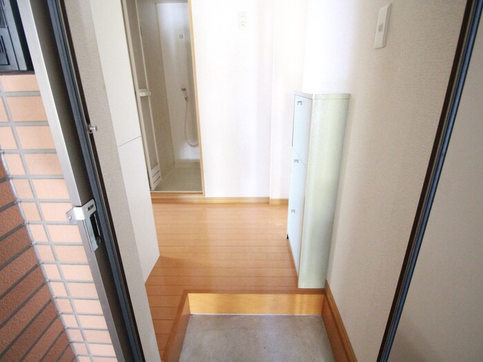 物件内観写真20　(玄関)