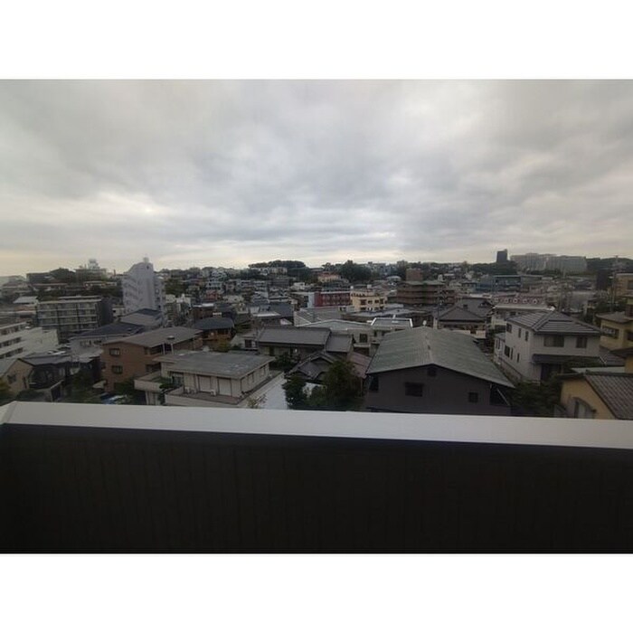 物件内観写真15　(室内からの展望)