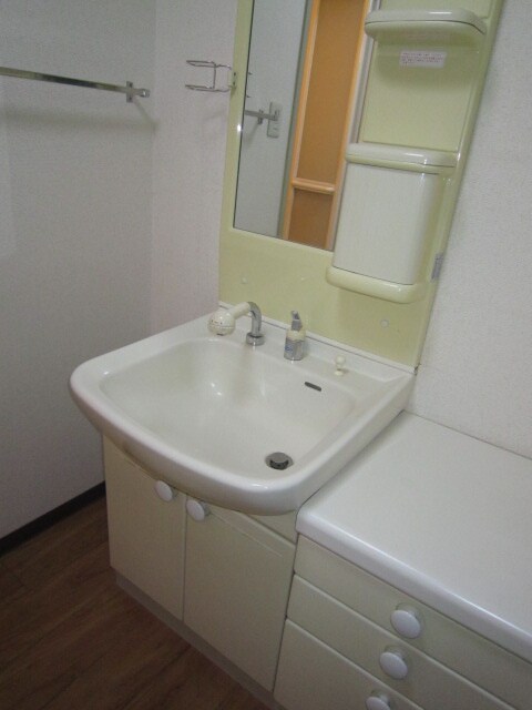 物件内観写真11　(洗面)