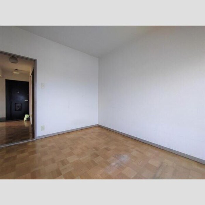 物件内観写真4　(内観写真)