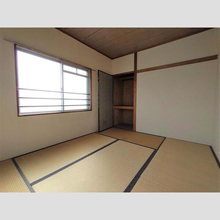 物件内観写真5　(収納)