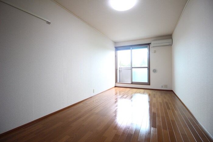 物件内観写真22　(居室)