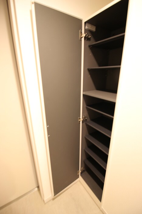 物件内観写真10　(靴箱)