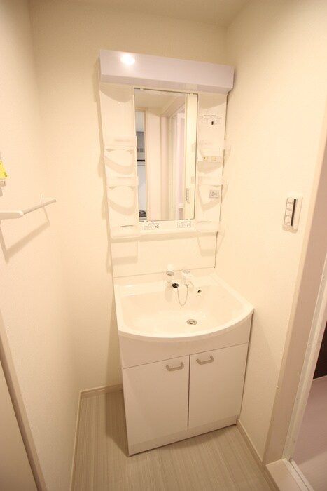 物件内観写真13　(洗面)