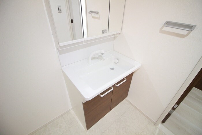 物件内観写真12　(洗面)