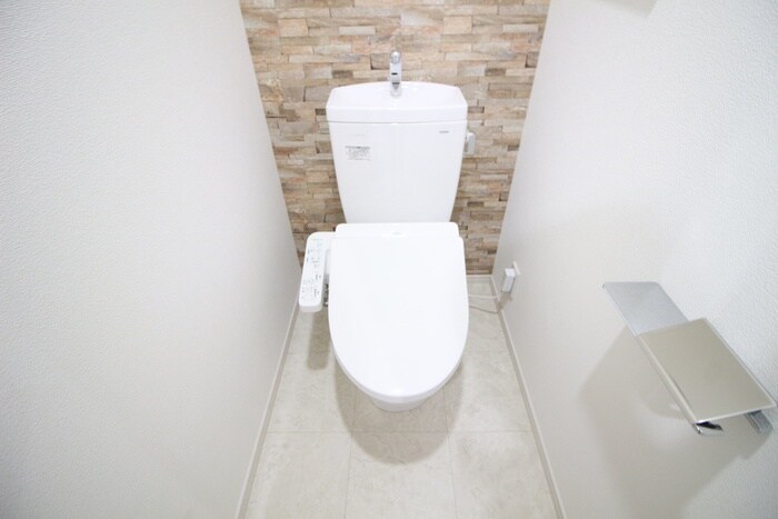 物件内観写真13　(トイレ)