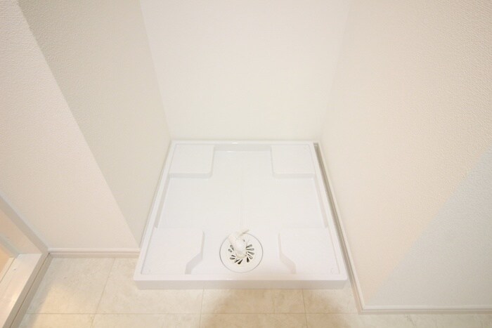 物件内観写真14　(洗濯機置場)