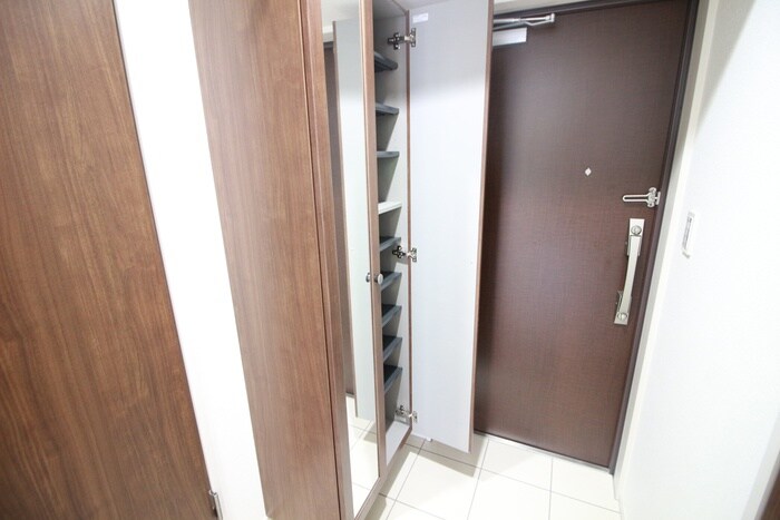 物件内観写真15　(靴箱)