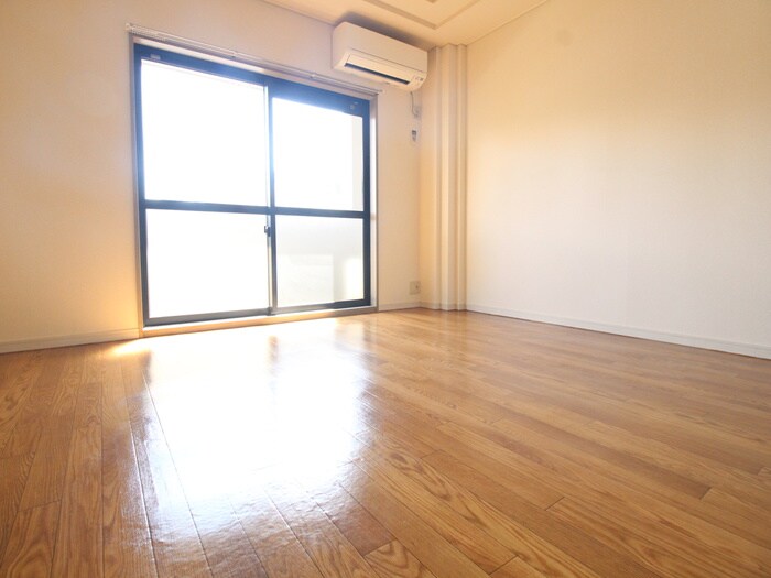 物件内観写真5　(居室)