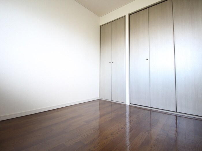 物件内観写真11　(居室)